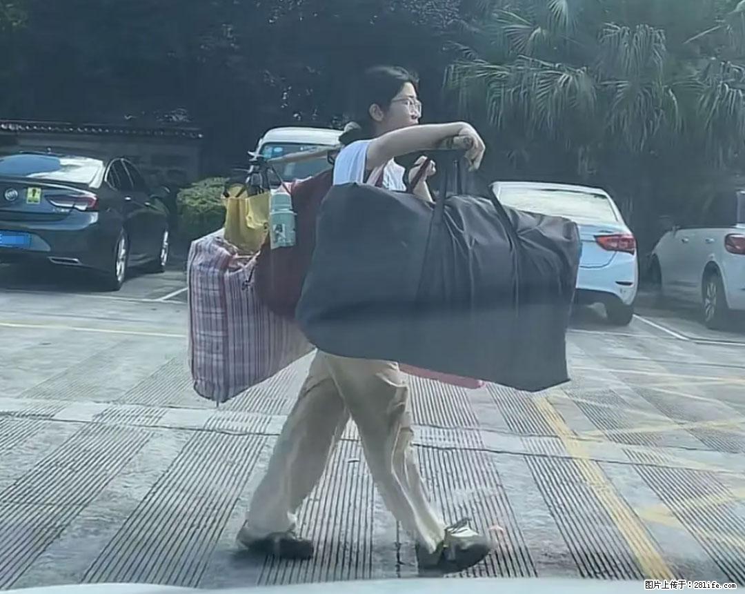 全网追的“扁担女孩”，找了一份暑假工，时薪12元 - 湘西生活资讯 - 湘西28生活网 xiangxi.28life.net